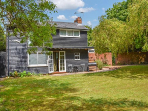Hollybush Studio - Uk39054